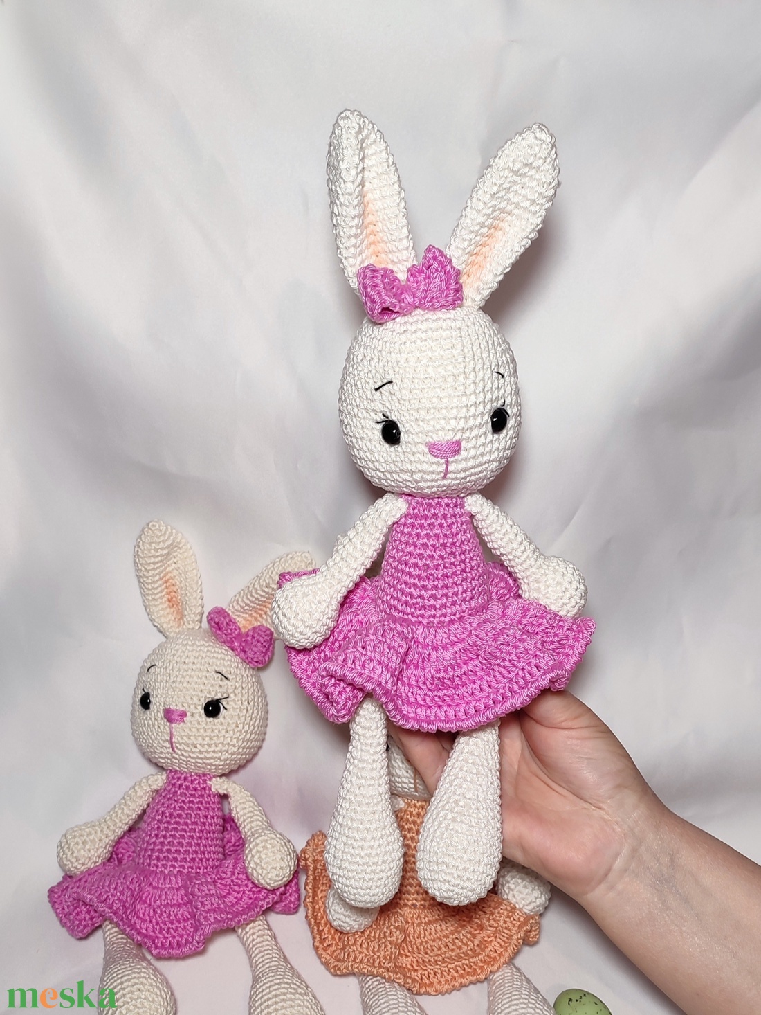 Szoknyás nyuszi - amigurumi horgolt figurák - játék & sport - plüssállat & játékfigura - nyuszi - Meska.hu