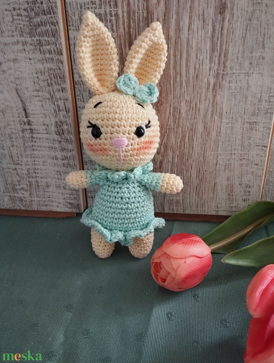 Horgolt nyuszilány - Babakék szoknyás - játék & sport - plüssállat & játékfigura - nyuszi - Meska.hu
