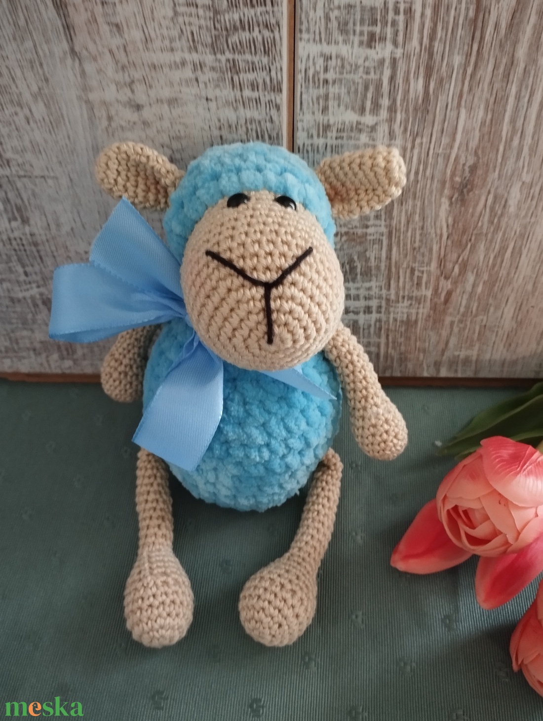Horgolt bárány - bézs / kék - amigurumi horgolt figurák - játék & sport - plüssállat & játékfigura - plüss bárány - Meska.hu