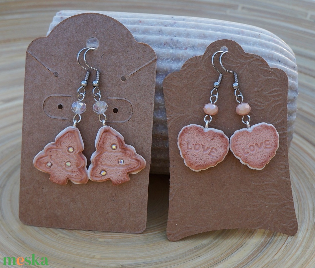 Straszos karácsonyfa keksz fülbevaló - ékszer - fülbevaló - lógó fülbevaló - Meska.hu Straszos karácsonyfa keksz fülbevaló - ékszer - fülbevaló - lógó fülbevaló - Meska.hu