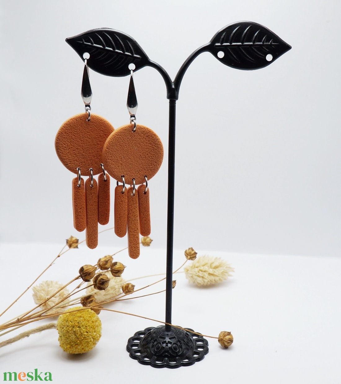 Napkorong sütőtök színű lógós fülbevaló - ékszer - fülbevaló - lógó fülbevaló - Meska.hu