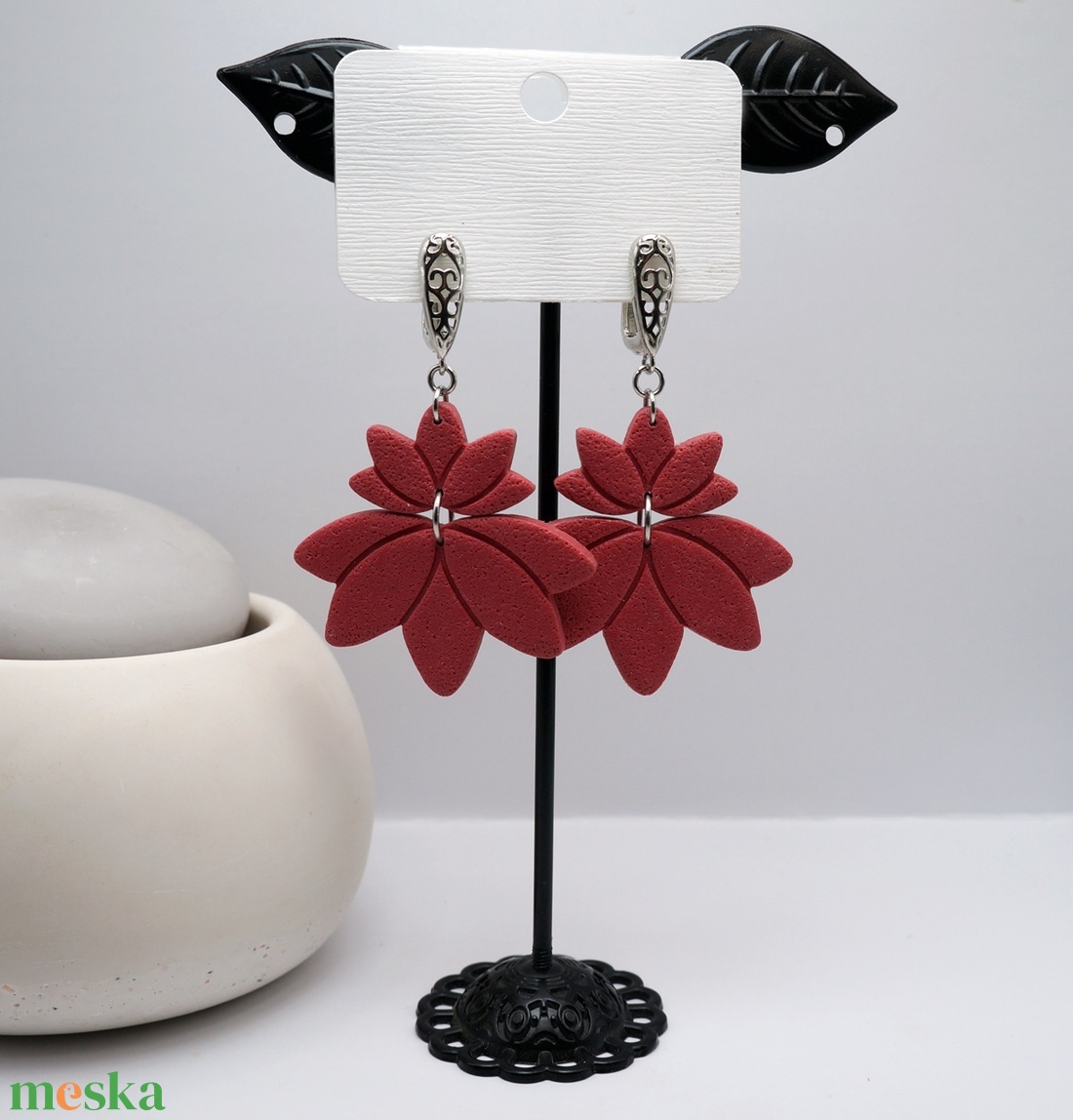 Francia kapcsos lótusz fülbevaló - ékszer - fülbevaló - lógó fülbevaló - Meska.hu Francia kapcsos lótusz fülbevaló - ékszer - fülbevaló - lógó fülbevaló - Meska.hu