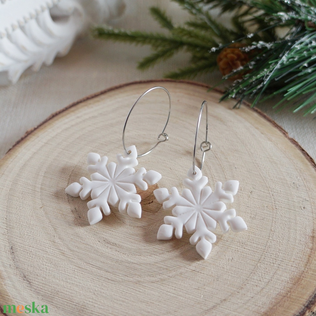 Hópihés karika fülbevaló - ékszer - fülbevaló - lógó fülbevaló - Meska.hu Hópihés karika fülbevaló - ékszer - fülbevaló - lógó fülbevaló - Meska.hu