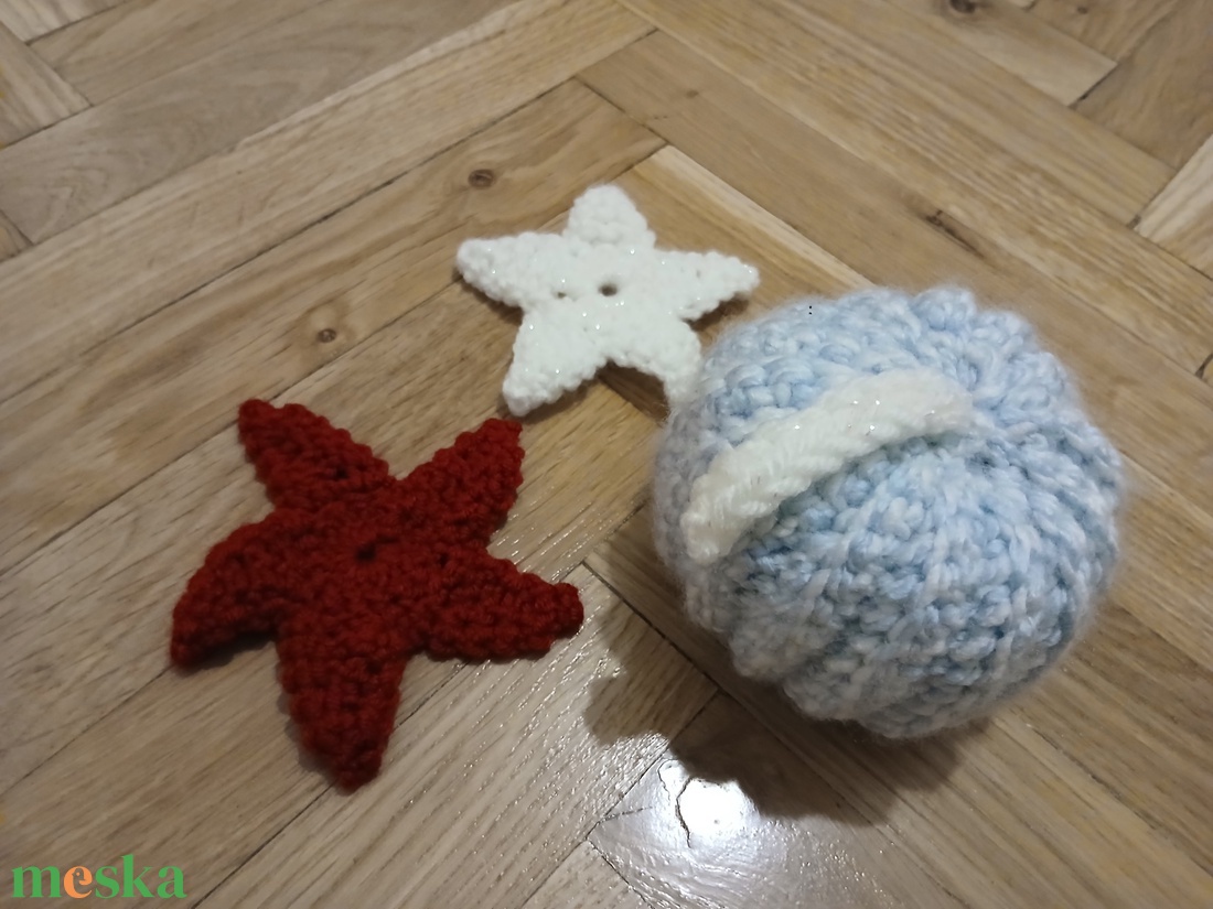 Horgolt kistök, és két horgolt csillag - karácsony - karácsonyi lakásdekoráció - karácsonyi lakásdíszek - Meska.hu