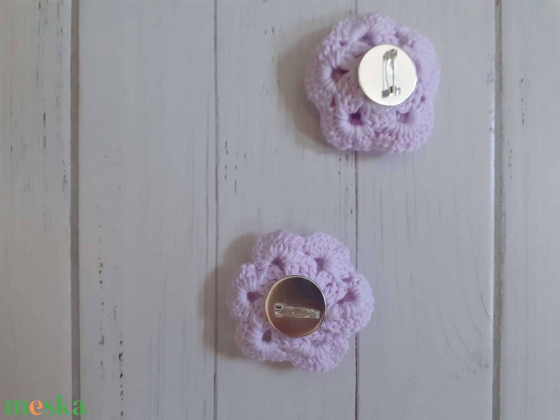 Rózsa kitűző 2 db - ékszer - kitűző és bross - kitűző - Meska.hu Rózsa kitűző 2 db - ékszer - kitűző és bross - kitűző - Meska.hu