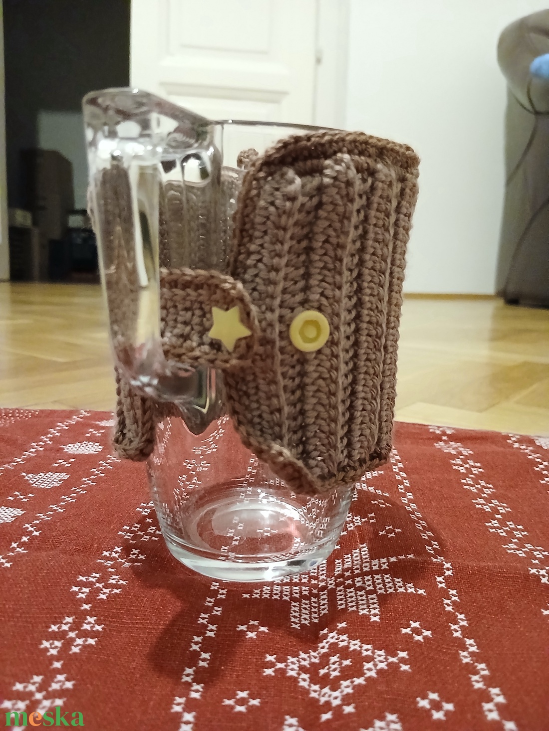 Horgolt szarvasos pohármelegítő - otthon & életmód - konyhafelszerelés, tálalás - tálalás - tányér- és poháralátét - Meska.hu