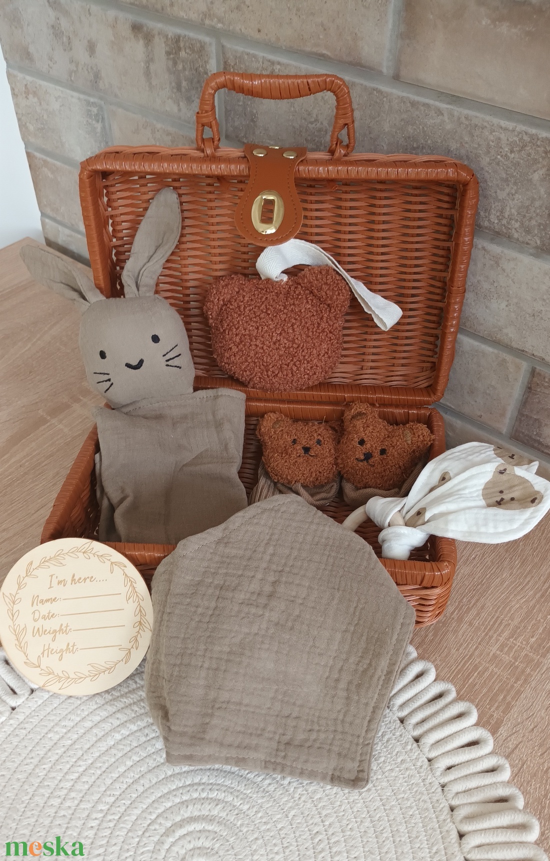 Nyuszis-macis babaváró ajándékcsomag - játék & sport - babalátogató ajándékcsomag - Meska.hu