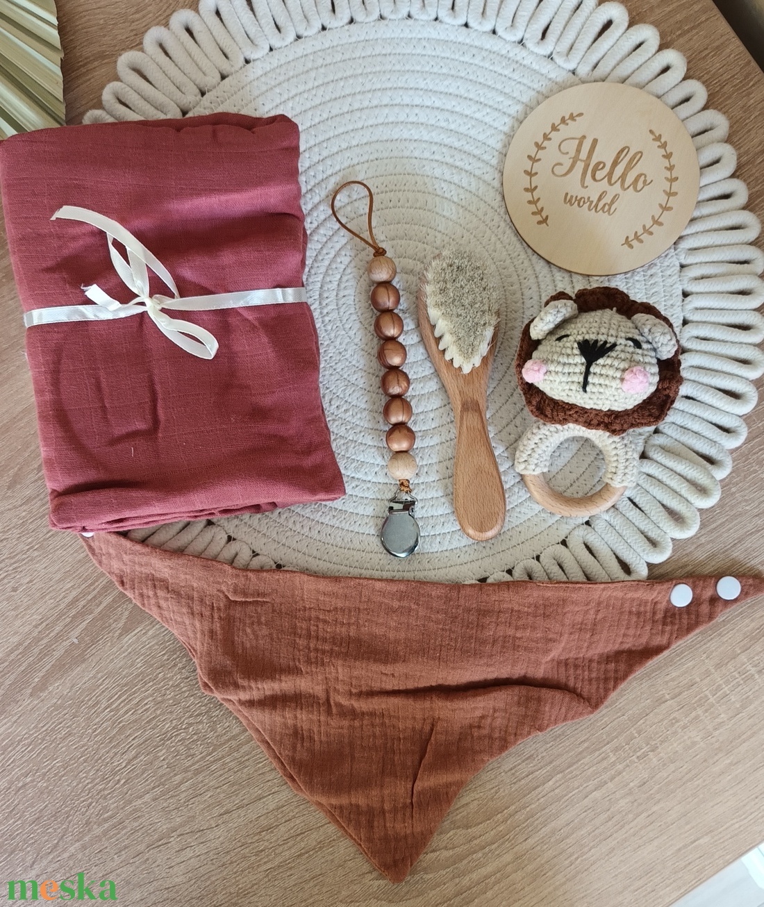 Oroszlános babaváró ajándékcsomag - játék & sport - babalátogató ajándékcsomag - Meska.hu