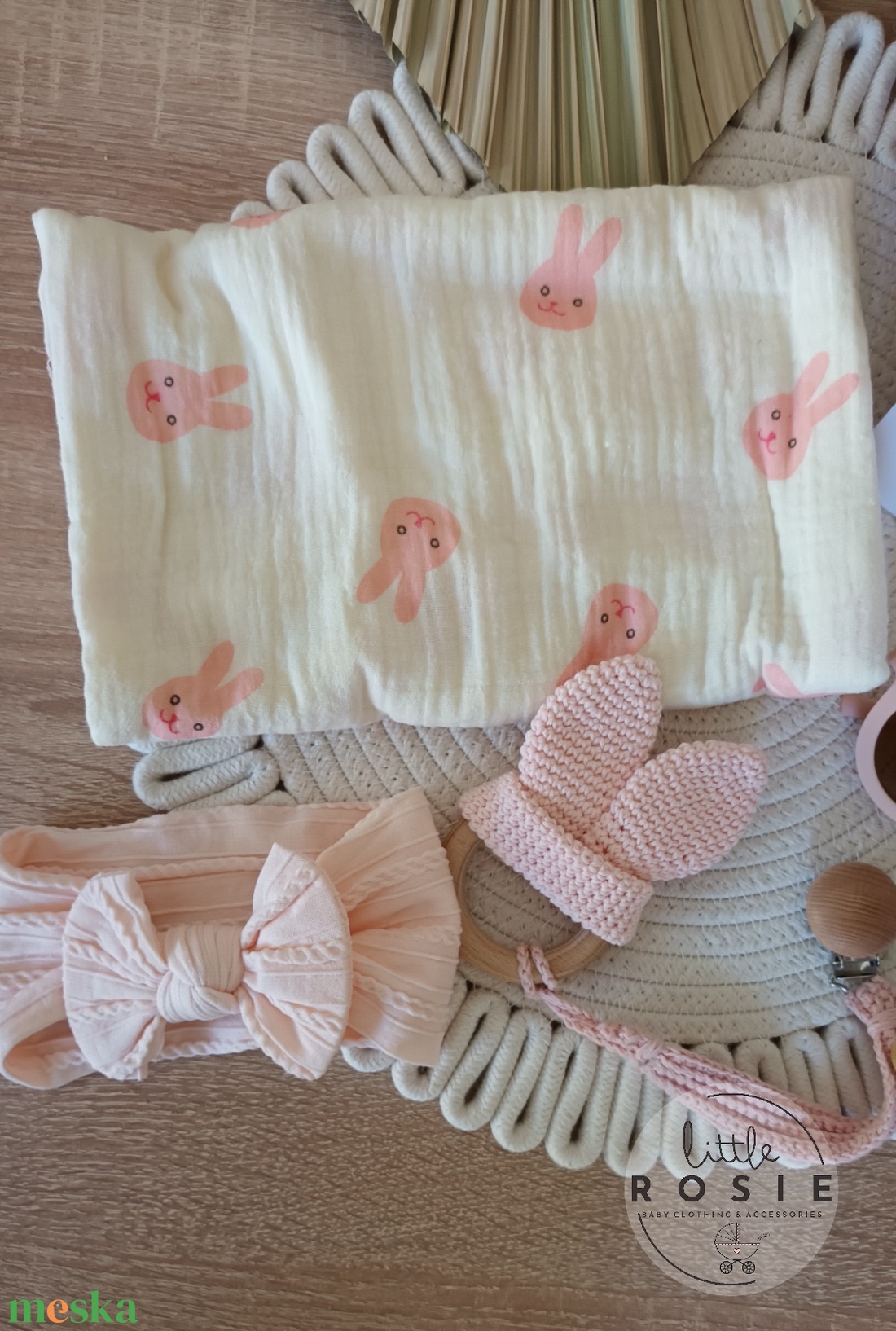 Nyuszis babaköszöntő ajándékcsomag - játék & sport - babalátogató ajándékcsomag - Meska.hu