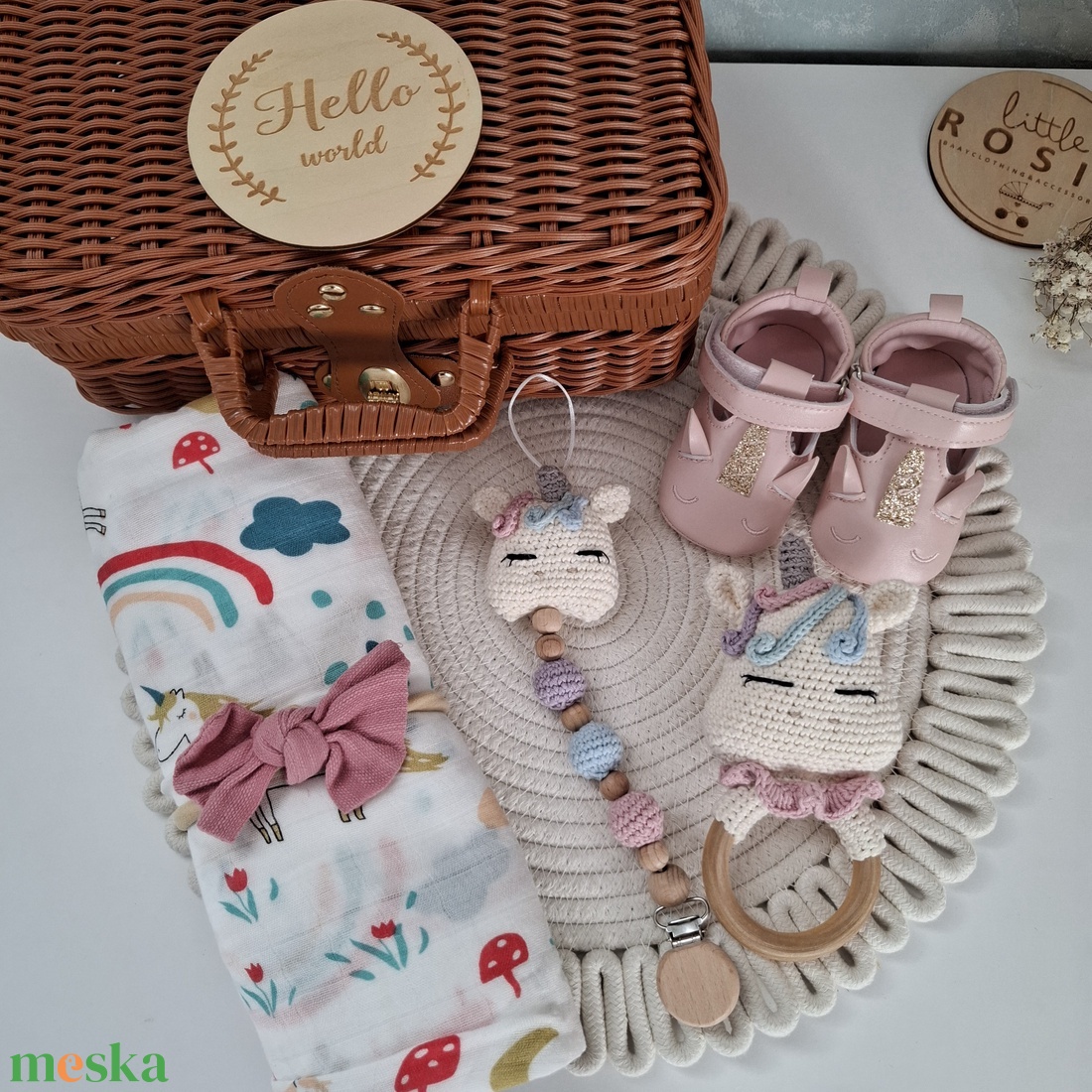 Unikornis babalátogató ajándékcsomag bőröndben - játék & sport - babalátogató ajándékcsomag - Meska.hu