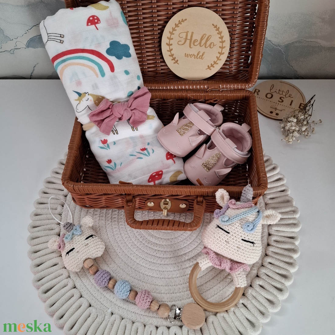 Unikornis babalátogató ajándékcsomag bőröndben - játék & sport - babalátogató ajándékcsomag - Meska.hu