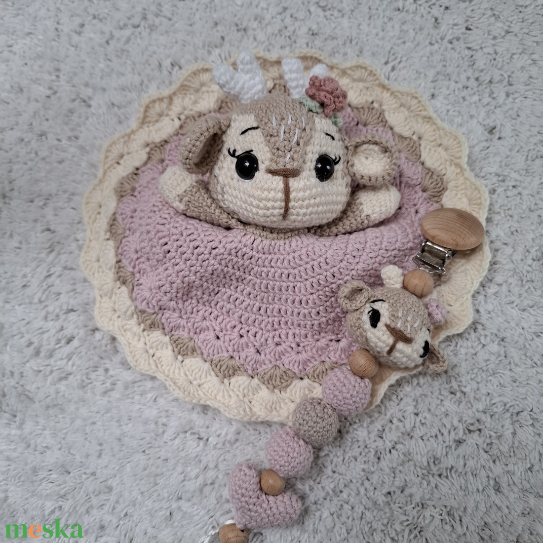 Őzikés ajándékcsomag szundikendővel - baba - mama - babalátogató ajándékcsomag - Meska.hu