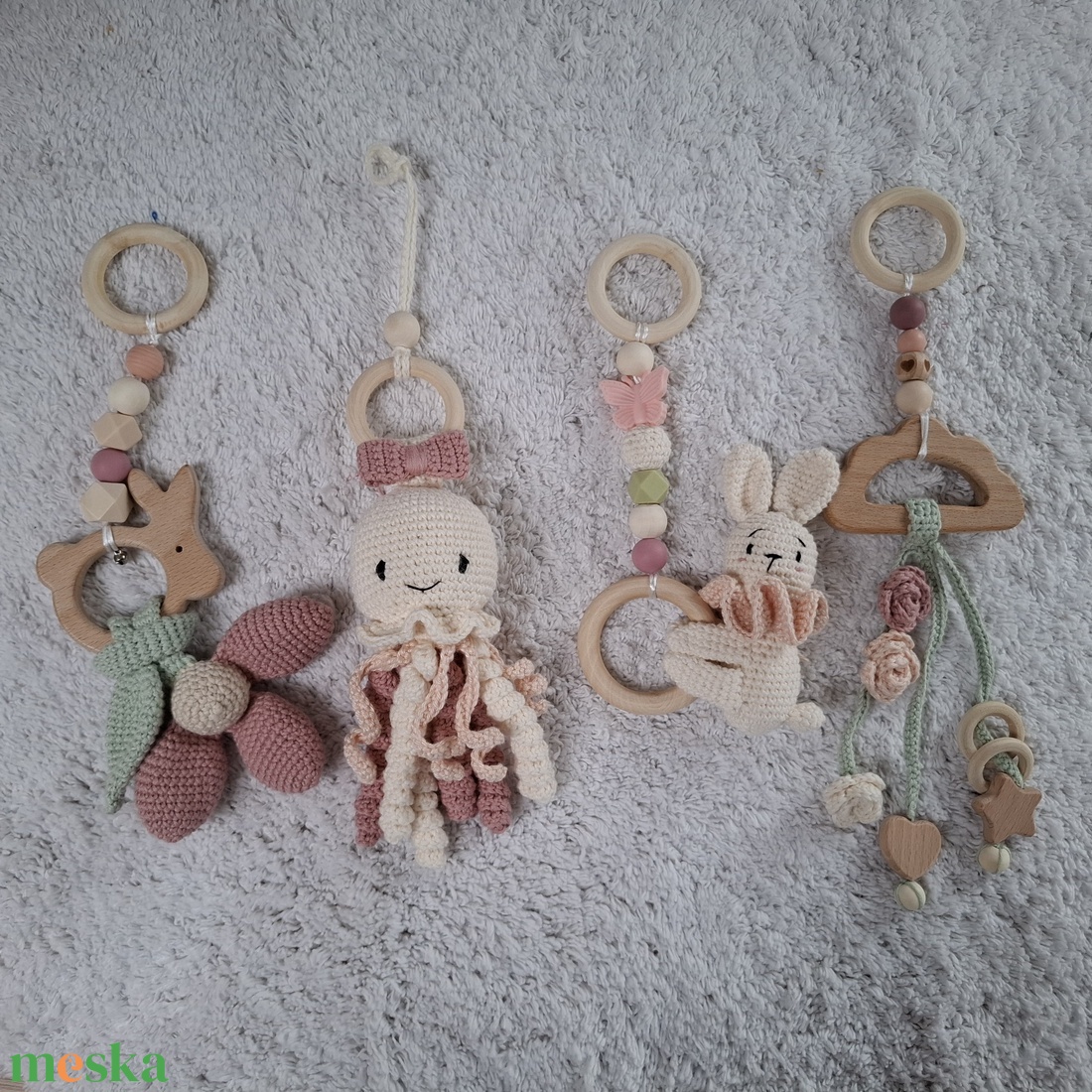 Babatornáztató 4 játékkal - baba - mama - baba játékok - mozgásfejlesztő játékok - Meska.hu