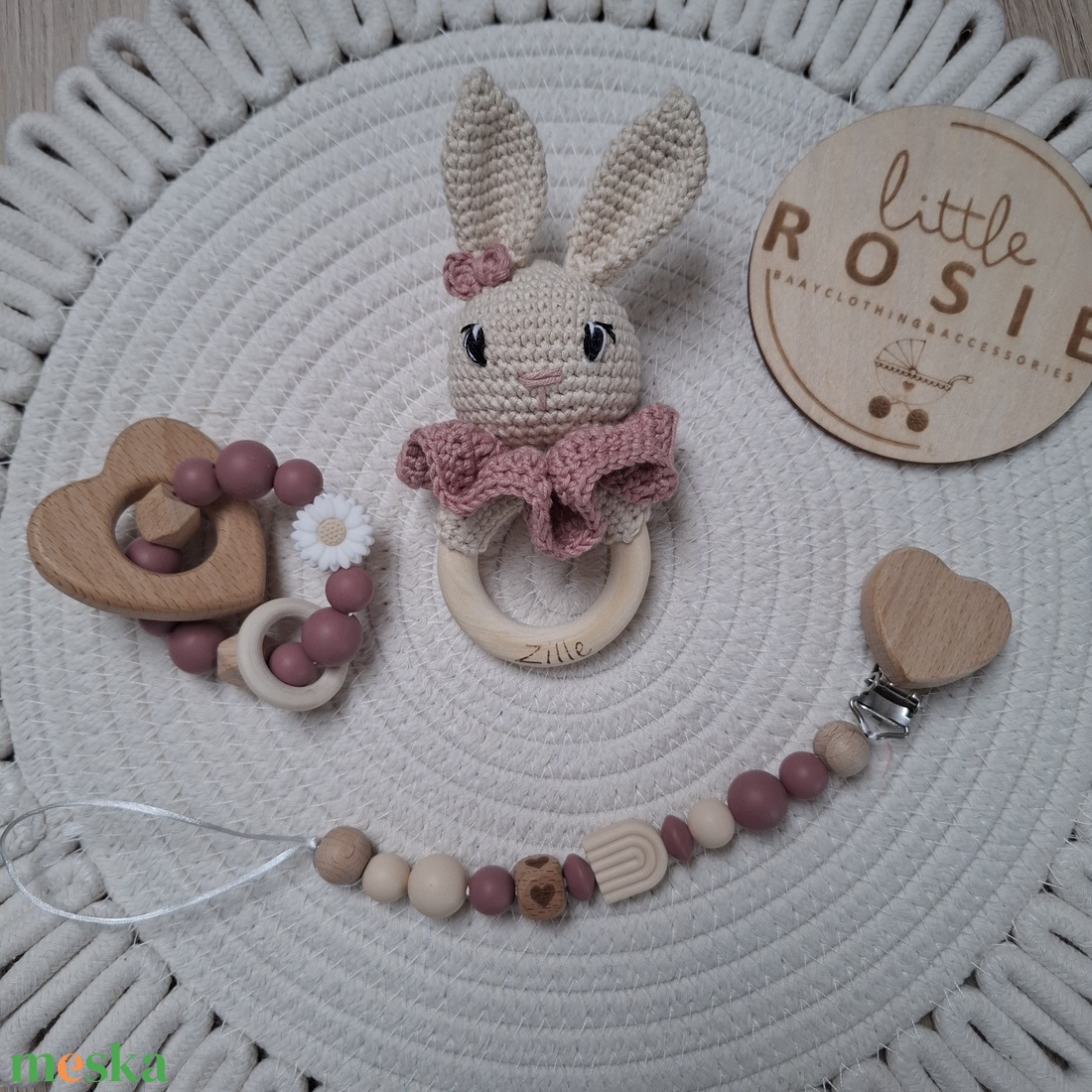 Nyuszis babaköszöntő szett - baba - mama - babalátogató ajándékcsomag - Meska.hu