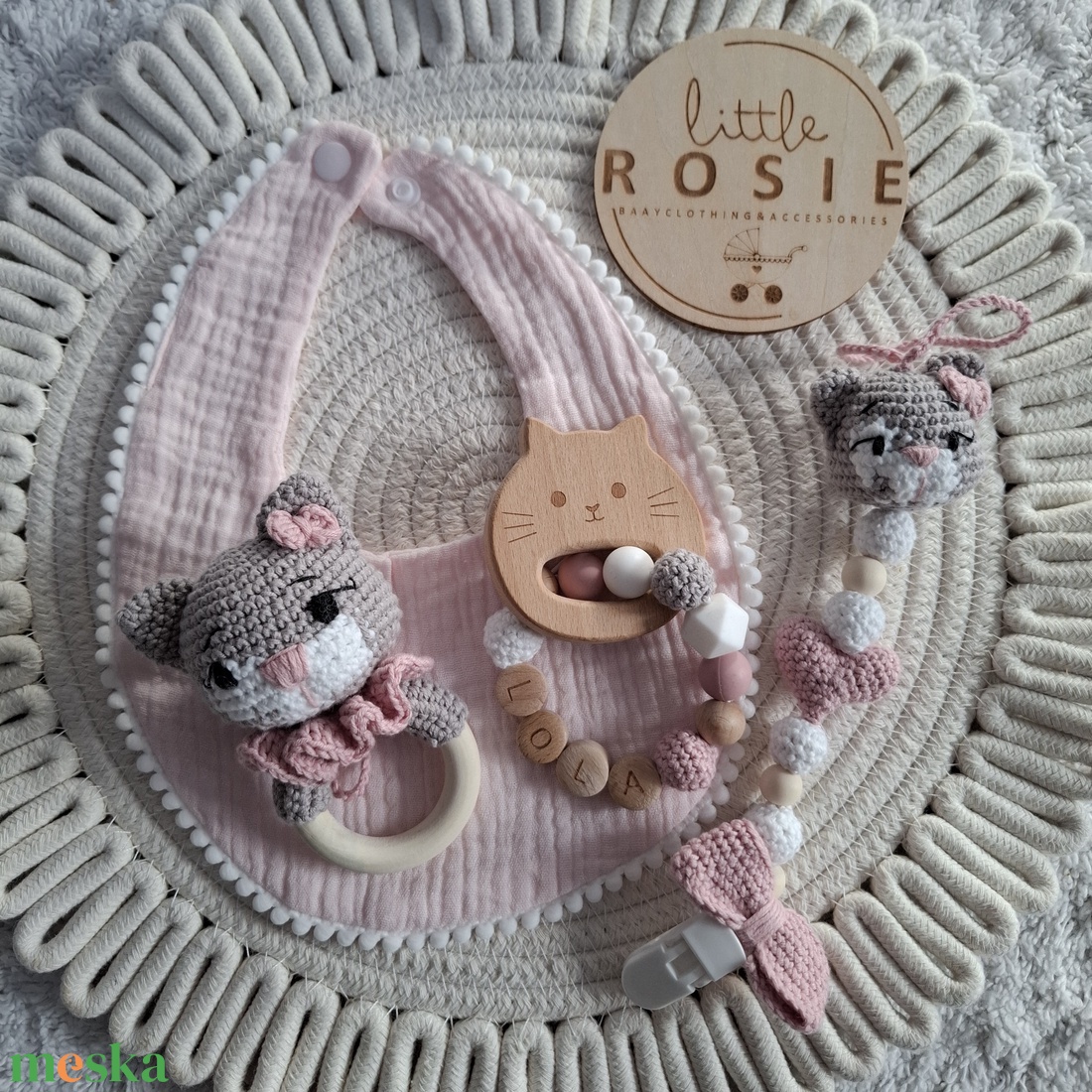 Horgolt cicás babalátogató ajándékcsomag - baba - mama - babalátogató ajándékcsomag - Meska.hu