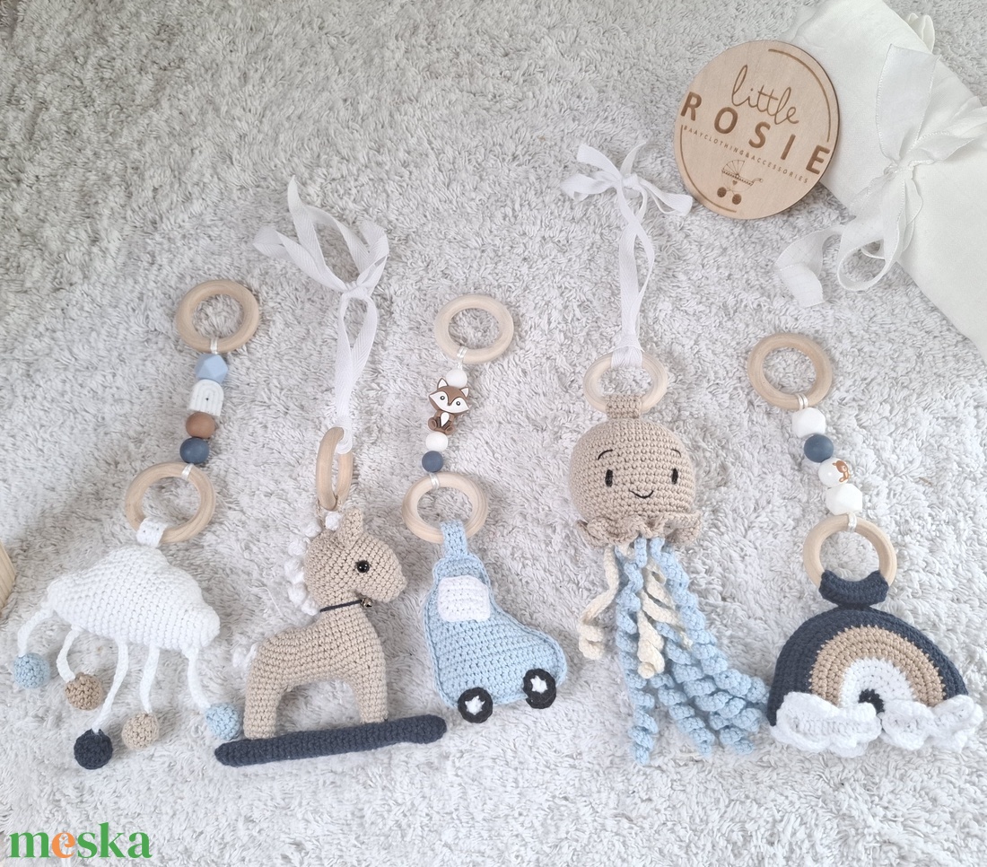 Babatornáztató állvány választható horgolt játékokkal - baba - mama - baba játékok - mozgásfejlesztő játékok - Meska.hu