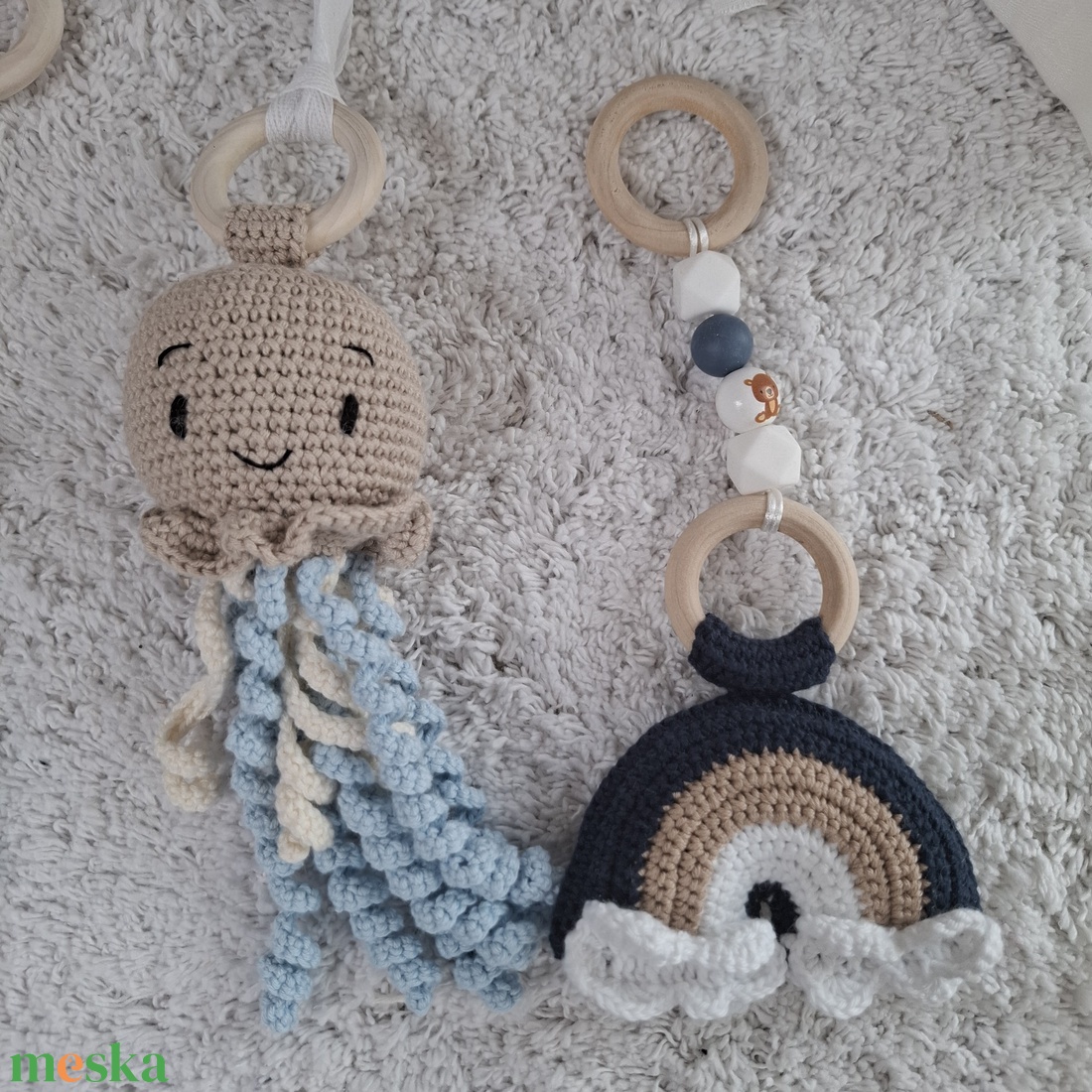 Babatornáztató állvány választható horgolt játékokkal - baba - mama - baba játékok - mozgásfejlesztő játékok - Meska.hu