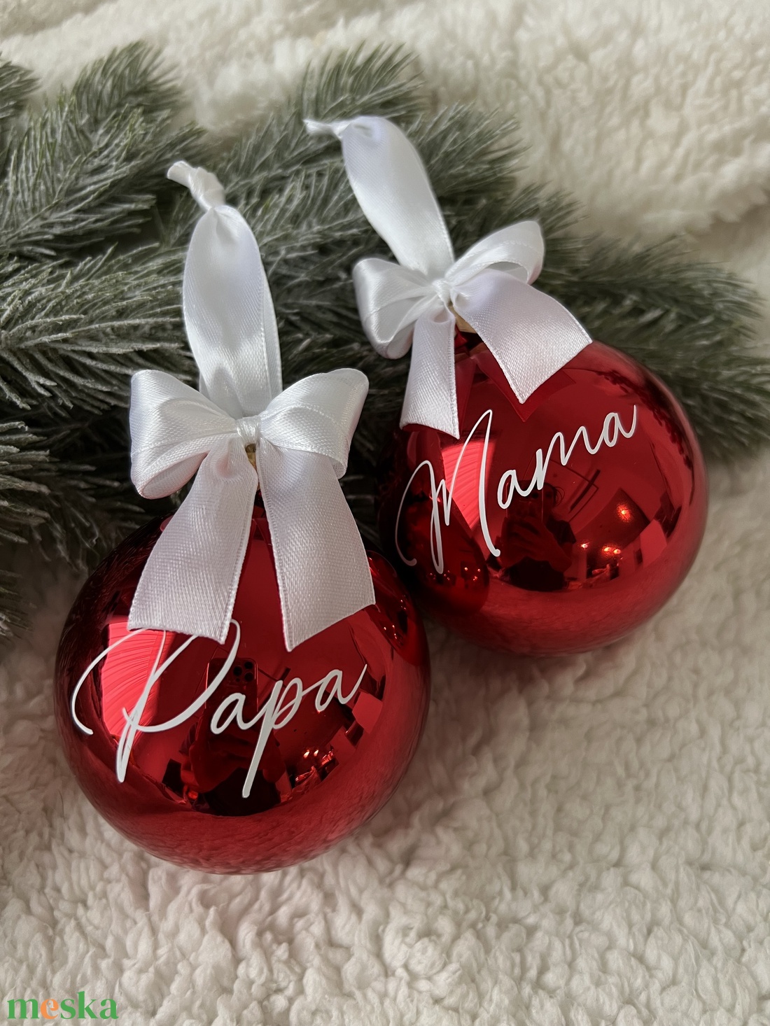 Egyedi névvel ellátott PIROS üveggömb 8 cm - karácsony - karácsonyi lakásdekoráció - karácsonyfadíszek - Meska.hu