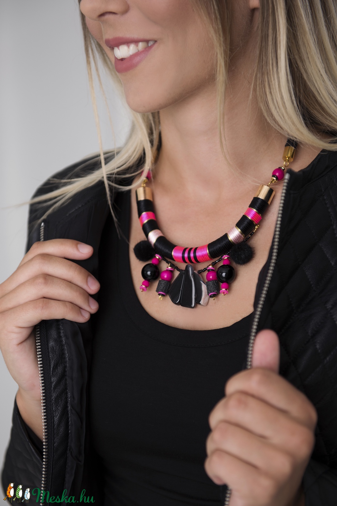 Fekete-pink nyakék  -  - Meska.hu