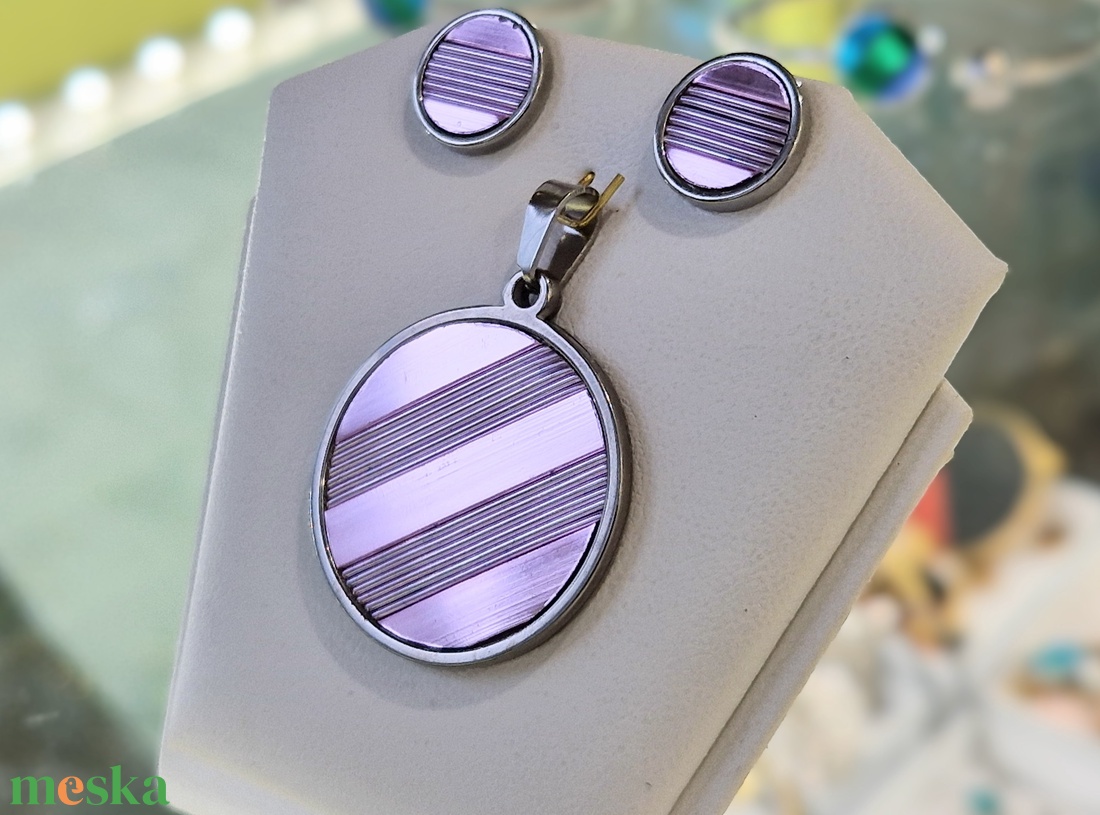 Pasztell lila, kézműves medál,  fülbevaló, nyaklánc  - ékszer - ékszerszett - Meska.hu