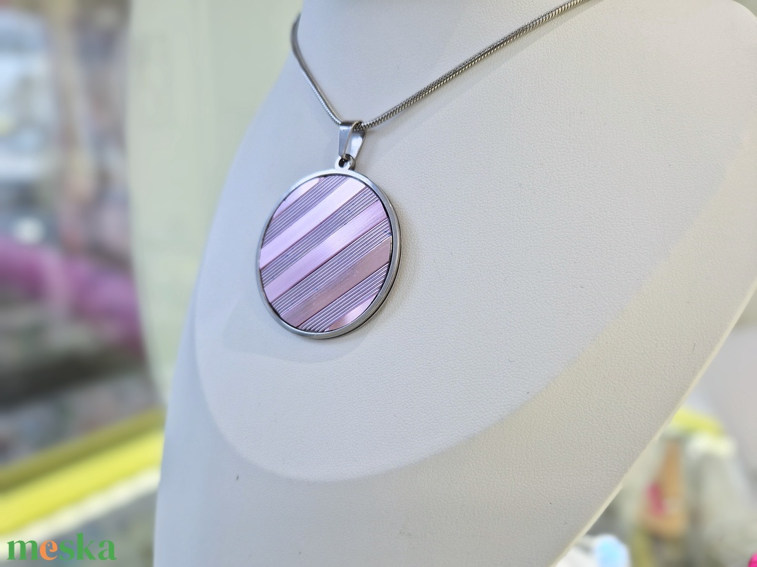 Pasztell lila, kézműves medál,  fülbevaló, nyaklánc  - ékszer - ékszerszett - Meska.hu