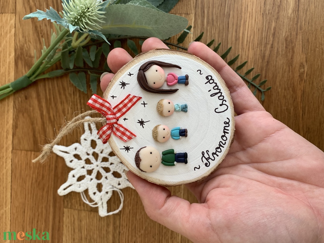 Rusztikus, családi karácsonyfadísz fából saját névvel - karácsony - karácsonyi lakásdekoráció - karácsonyfadíszek - Meska.hu