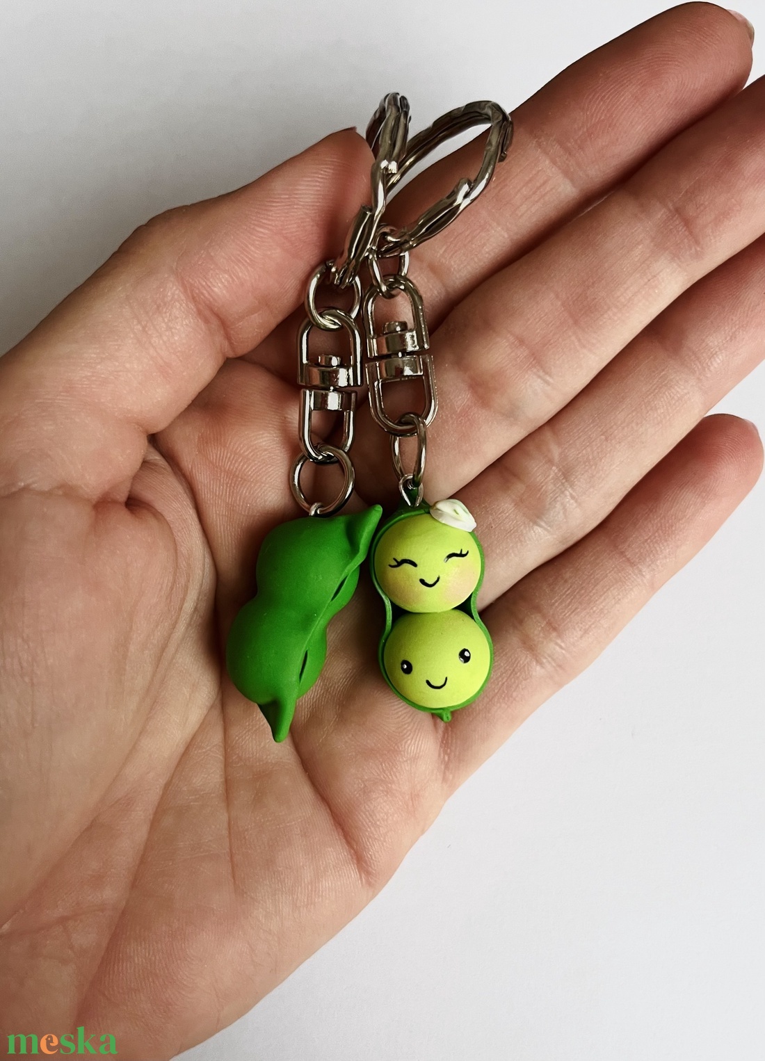 Mint a borsó meg a héja kulcstartó pár - táska & tok - kulcstartó & táskadísz - kulcstartó - Meska.hu Mint a borsó meg a héja kulcstartó pár - táska & tok - kulcstartó & táskadísz - kulcstartó - Meska.hu