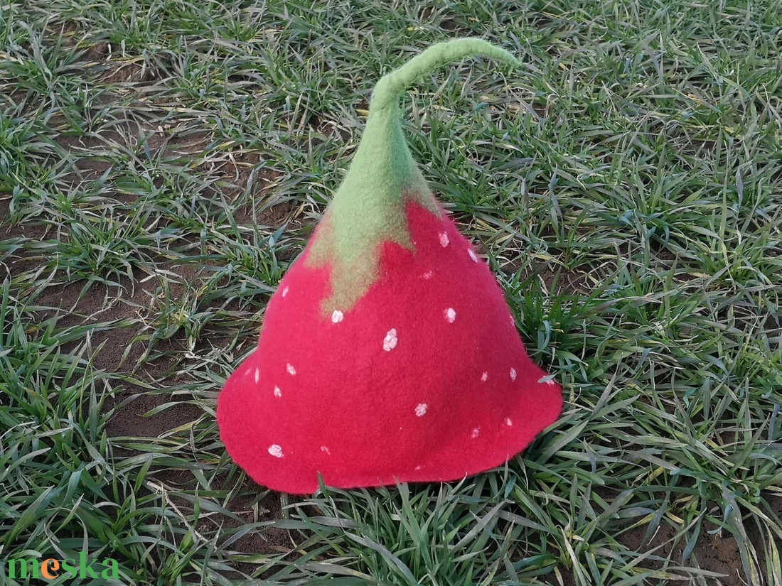 Eperke szaunasapka, nemez sapka - ruha & divat - sál, sapka, kendő - sapka - Meska.hu Eperke szaunasapka, nemez sapka - ruha & divat - sál, sapka, kendő - sapka - Meska.hu