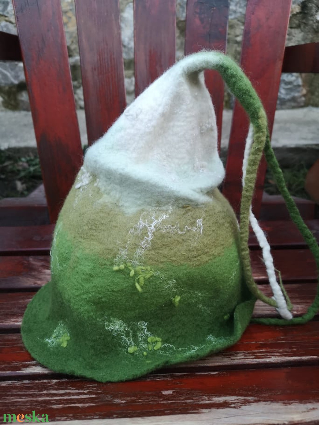 Zöld-fehér szaunasapka, manósapka, nemez sapka - ruha & divat - sál, sapka, kendő - sapka - Meska.hu Zöld-fehér szaunasapka, manósapka, nemez sapka - ruha & divat - sál, sapka, kendő - sapka - Meska.hu