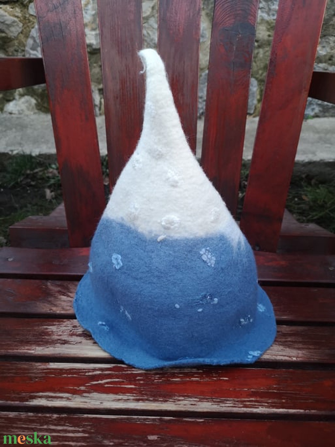 Kék-fehér szaunasapka,  manósapka, nemez sapka - ruha & divat - sál, sapka, kendő - sapka - Meska.hu