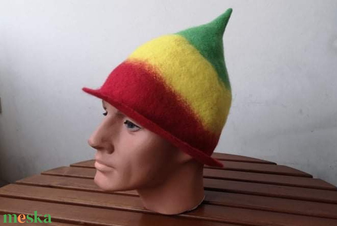 Raszta szaunasapka, manósapka, nemezsapka - ruha & divat - sál, sapka, kendő - sapka - Meska.hu Raszta szaunasapka, manósapka, nemezsapka - ruha & divat - sál, sapka, kendő - sapka - Meska.hu