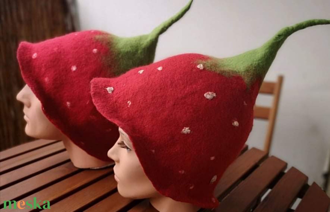 Eperke szaunasapka, nemez sapka - ruha & divat - sál, sapka, kendő - sapka - Meska.hu Eperke szaunasapka, nemez sapka - ruha & divat - sál, sapka, kendő - sapka - Meska.hu