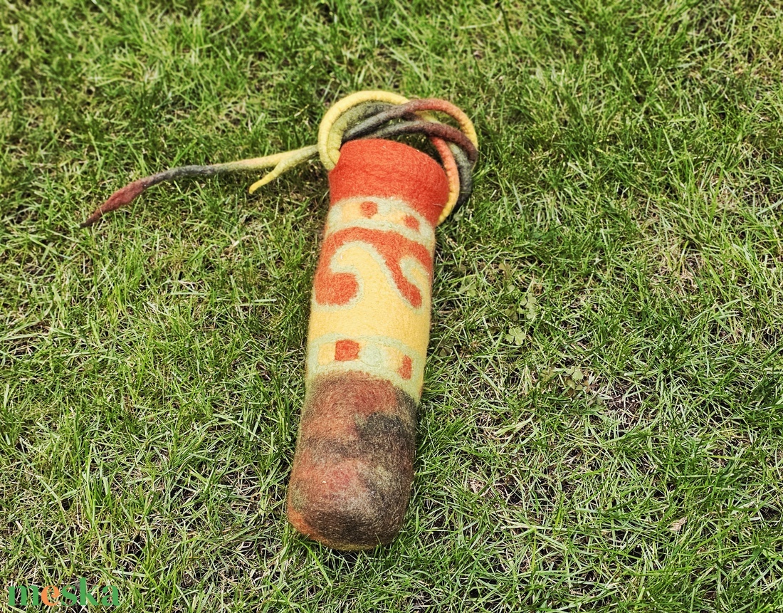 Nemezelt kulacstartó  - otthon & életmód - konyhafelszerelés, tálalás - italos kellékek - termoszok - Meska.hu