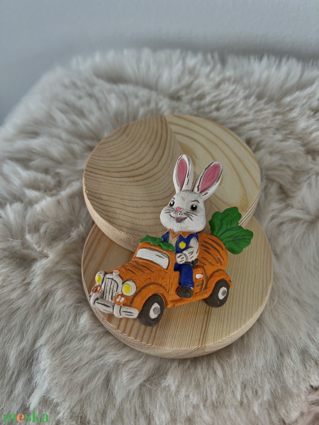 Nyuszis répa-autós gipszfigura - kellékek & szerszámok - dekorációs kellékek - figurák - Meska.hu