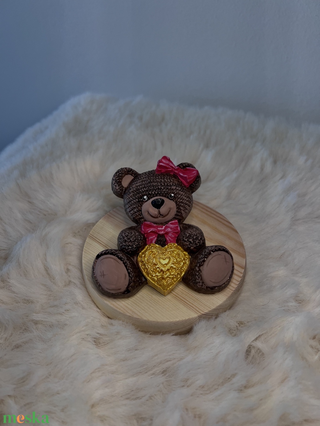 Macis-szivecskés gipszfigura - kellékek & szerszámok - dekorációs kellékek - figurák - Meska.hu