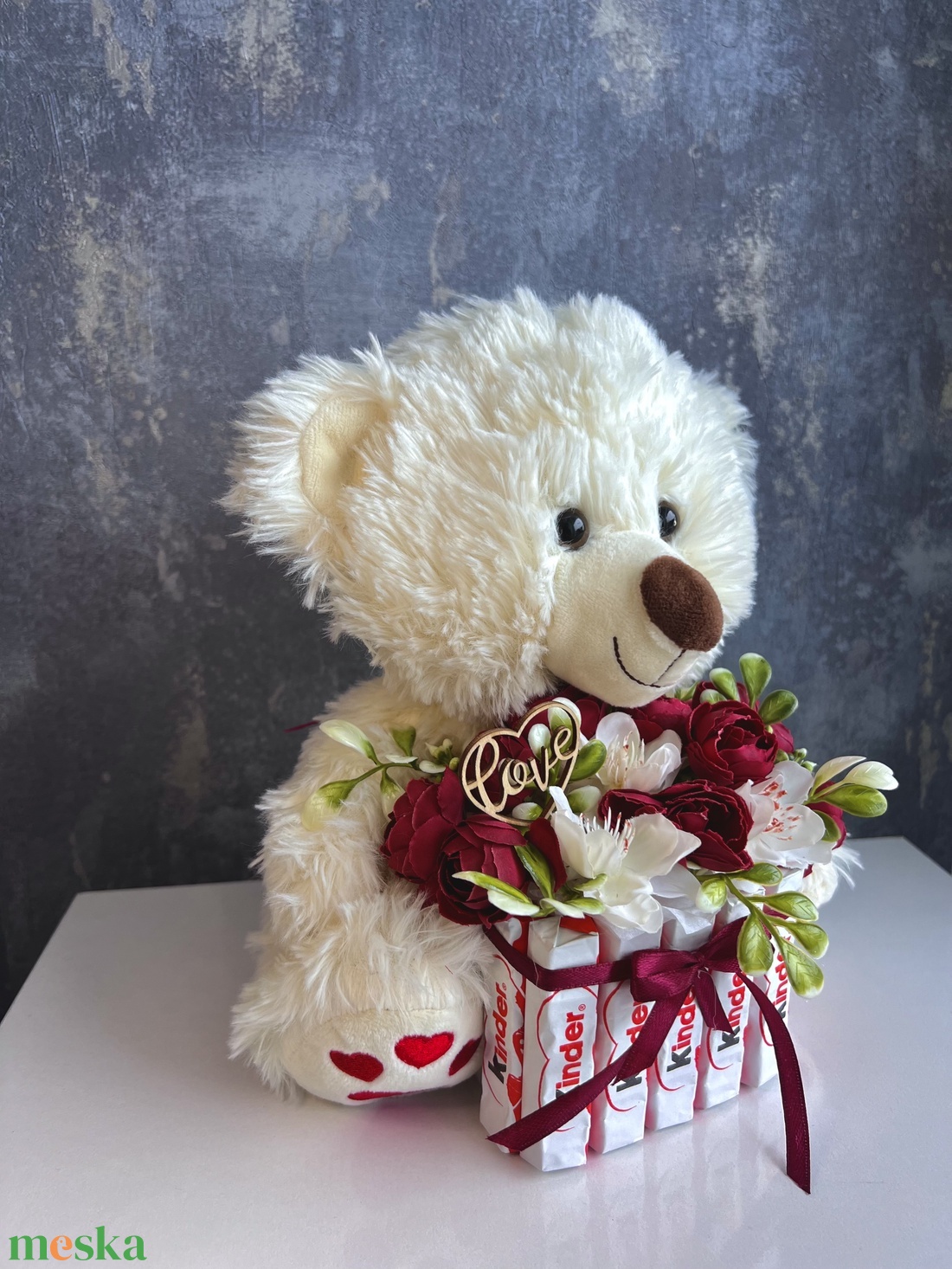 Valentin napi macis plüss �virágcsokor - otthon & életmód - virágdekoráció - virágdíszek - Meska.hu