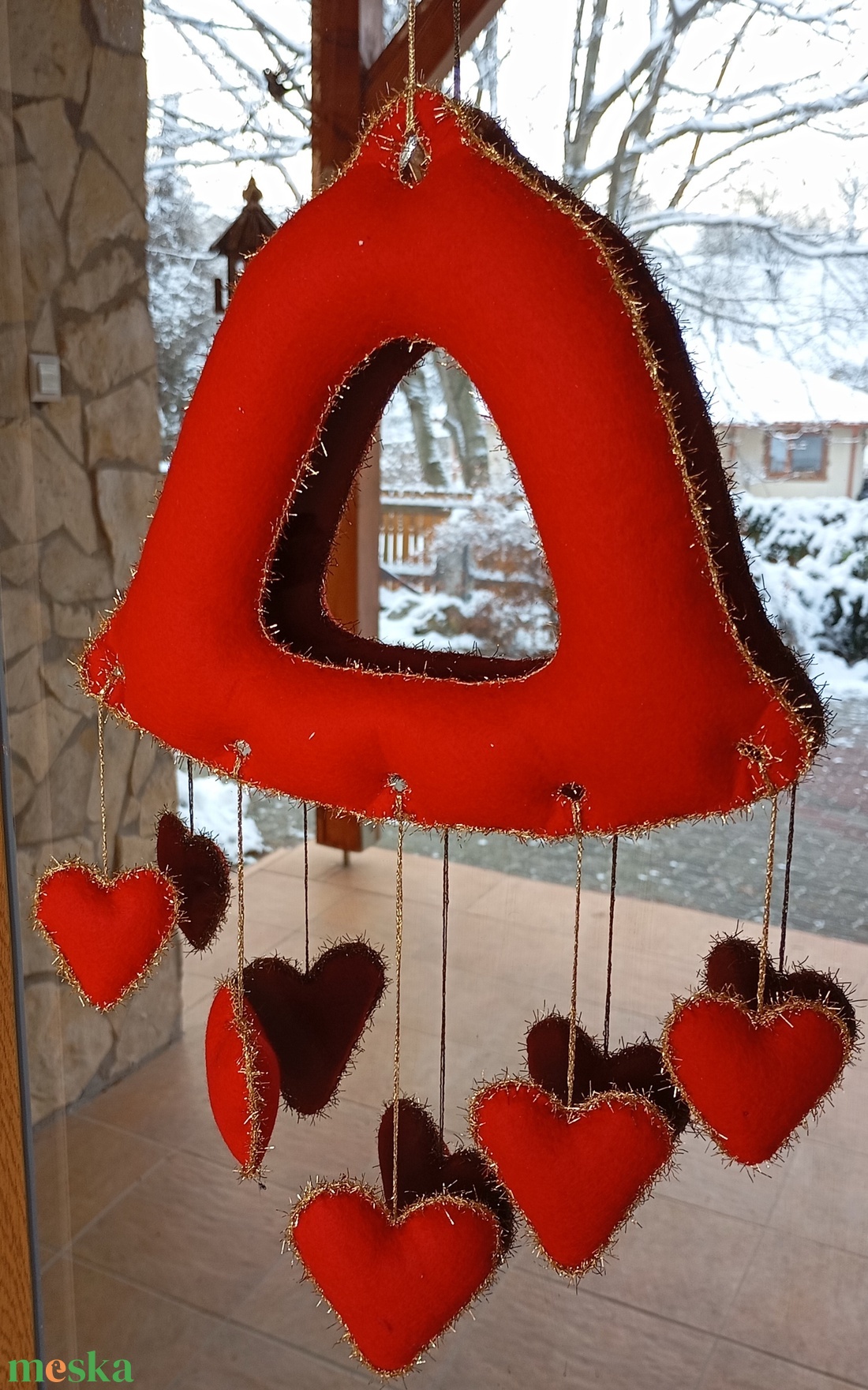 Karácsonyi filc harang ajtó- és ablakdísz � szíves, kézzel készült ünnepi dekor (piros) - karácsony - karácsonyi lakásdekoráció - karácsonyi ajtódíszek - Meska.hu