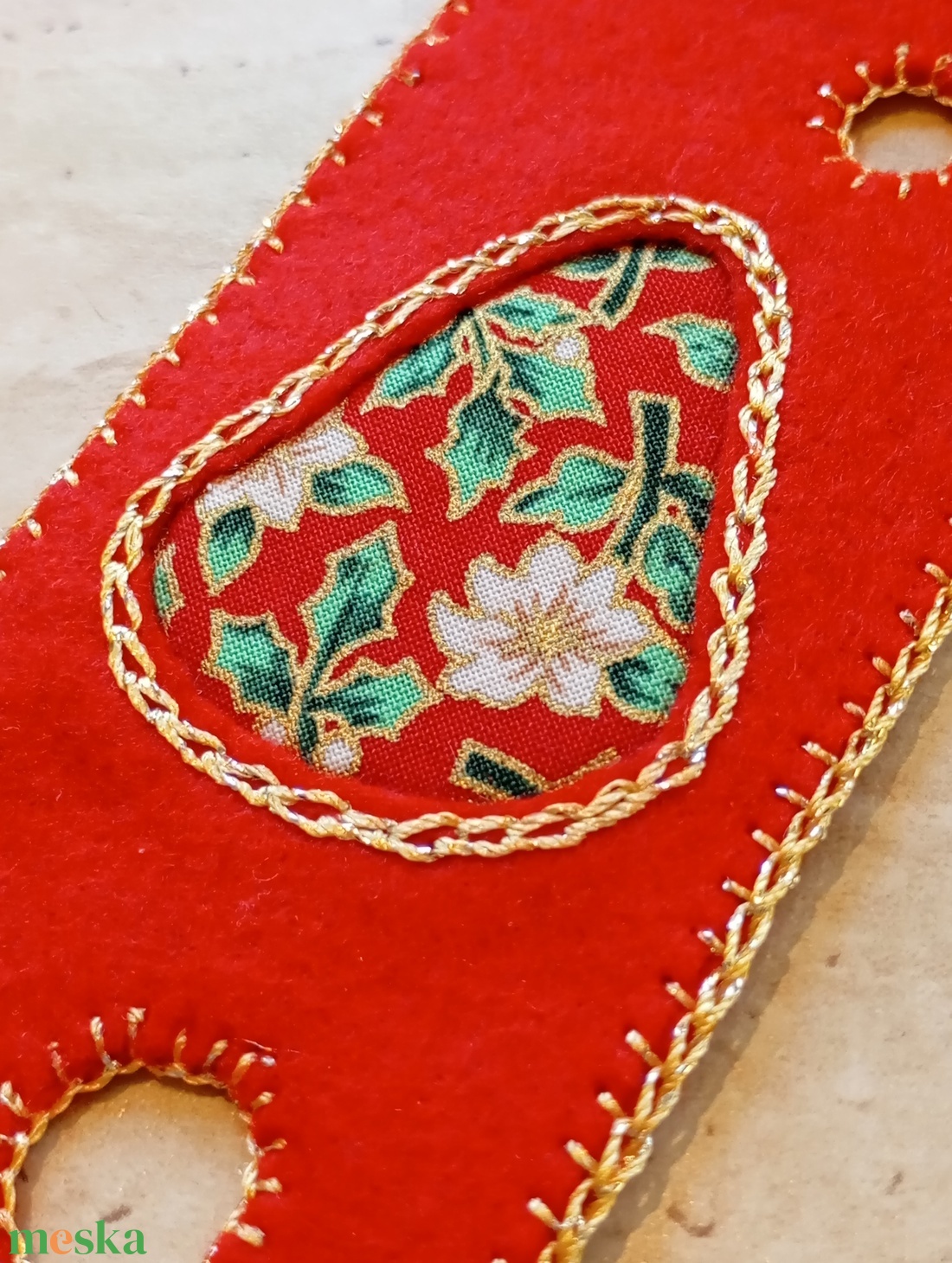 Karácsonyi filc harang könyvjelző � piros, arany  - könyv & zene - könyvjelző - Meska.hu