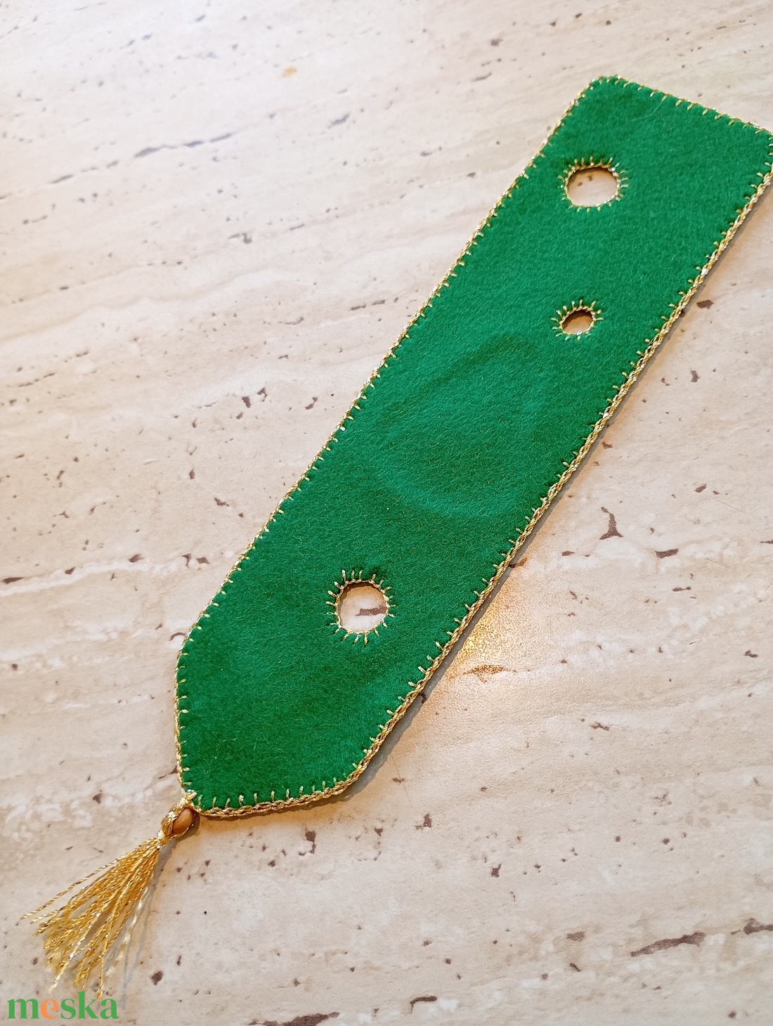 Zöld filc könyvjelző skót kockás harangmintával - könyv & zene - könyvjelző - Meska.hu