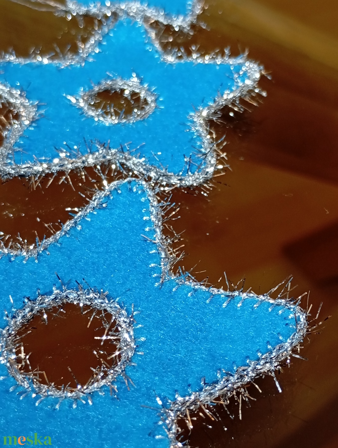 Kékes türkiz filc hold csillagokkal � kézzel készült falidekor - otthon & életmód - babaszoba, gyerekszoba - babaszoba dekoráció - Meska.hu