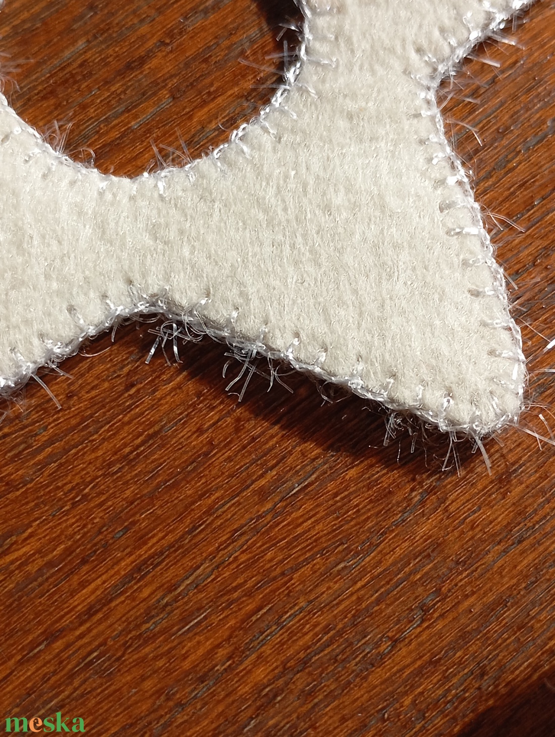 Natúr (vajszínű) filc hold csillagokkal és angyalokkal � kézzel készült falidekor - otthon & életmód - babaszoba, gyerekszoba - babaszoba dekoráció - Meska.hu