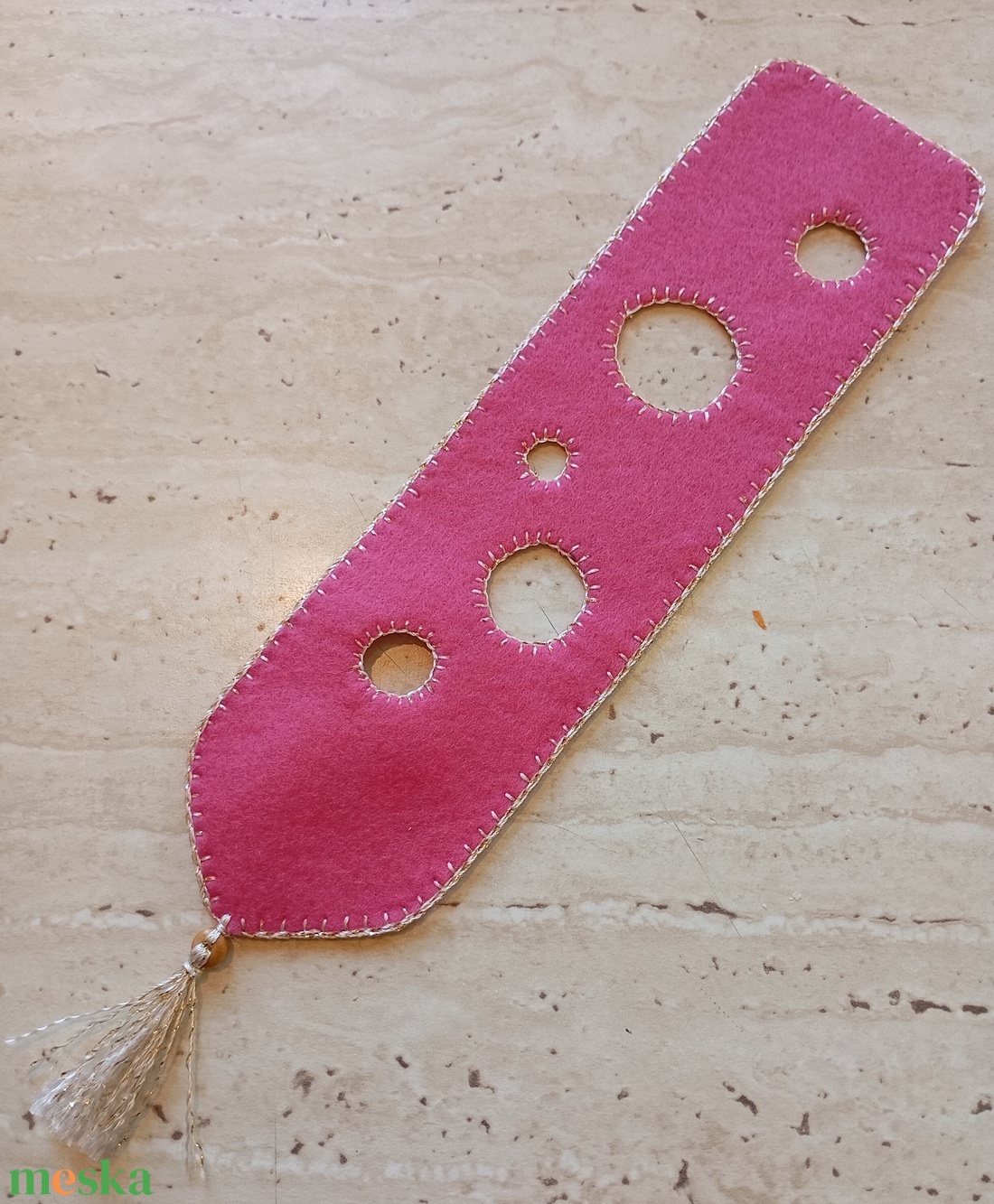 Rózsaszín filc könyvjelző körmintával - könyv & zene - könyvjelző - Meska.hu