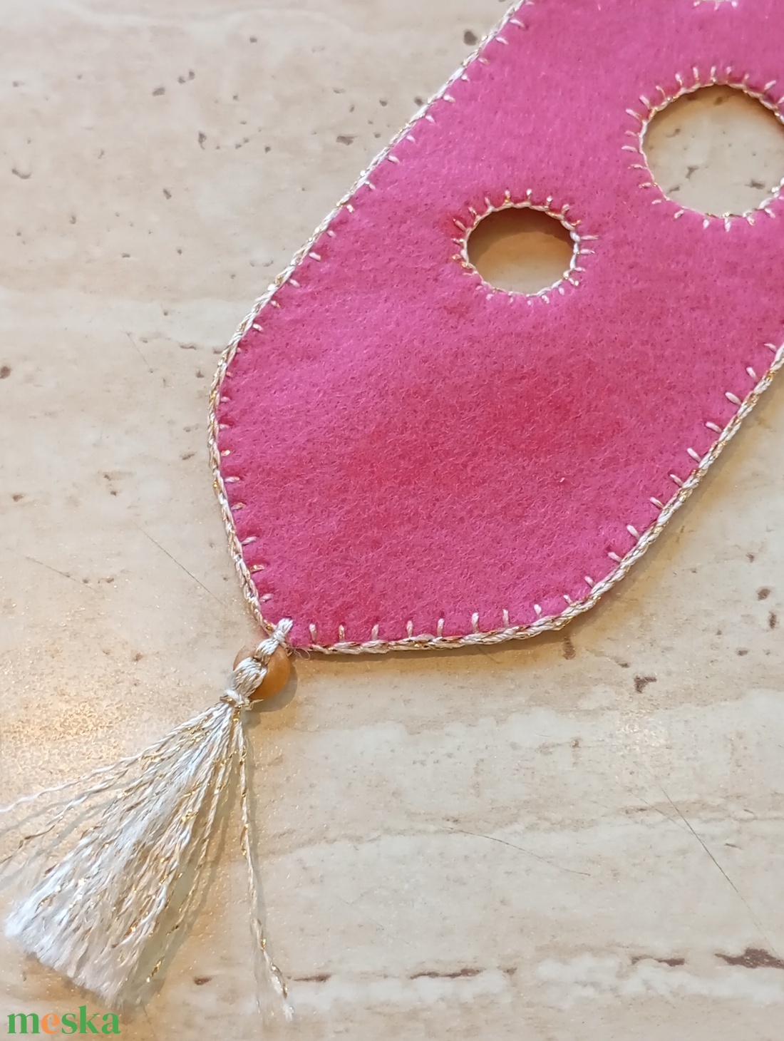 Rózsaszín filc könyvjelző körmintával - könyv & zene - könyvjelző - Meska.hu