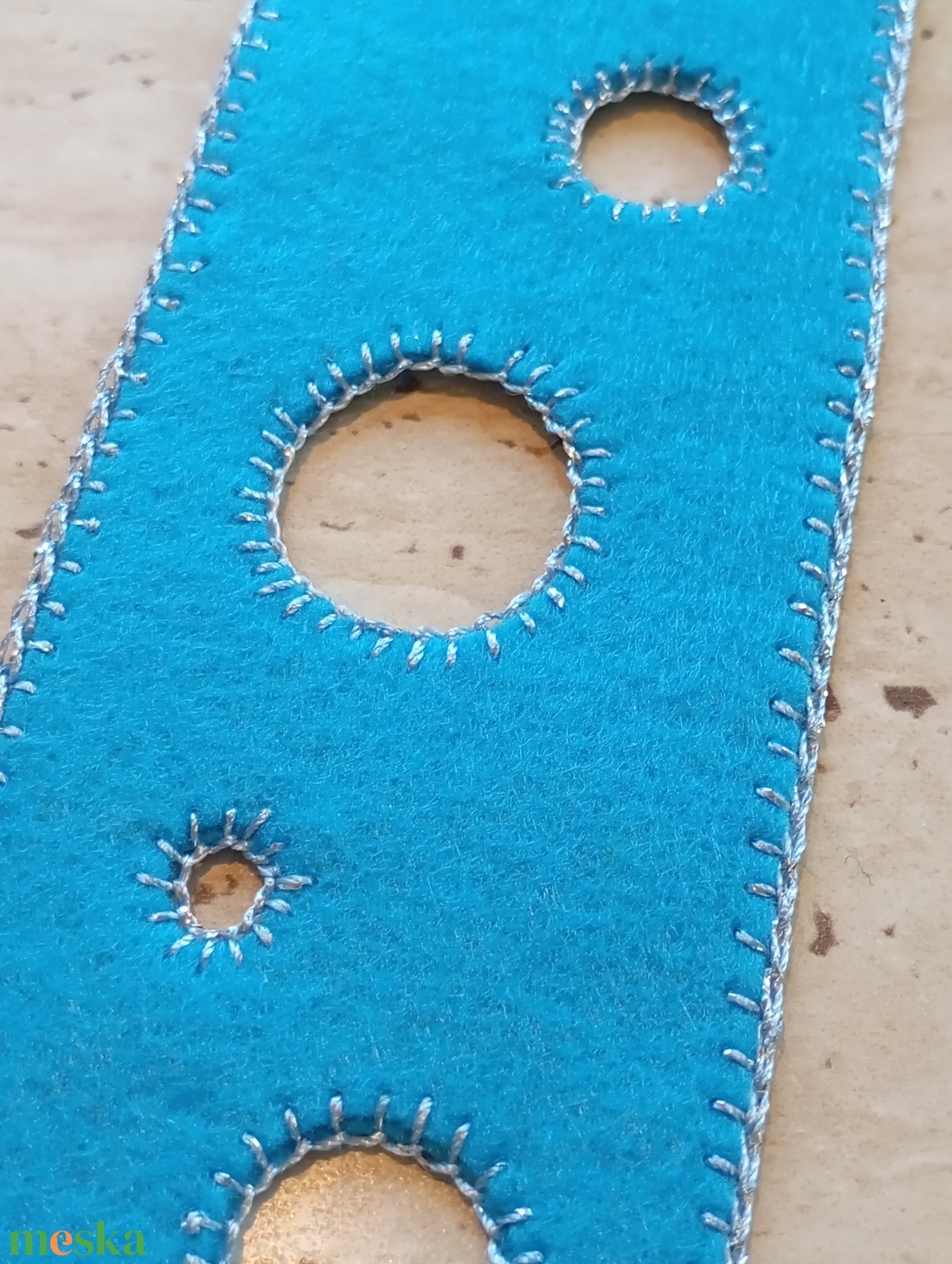 Türkizkék filc könyvjelző körmintával - könyv & zene - könyvjelző - Meska.hu