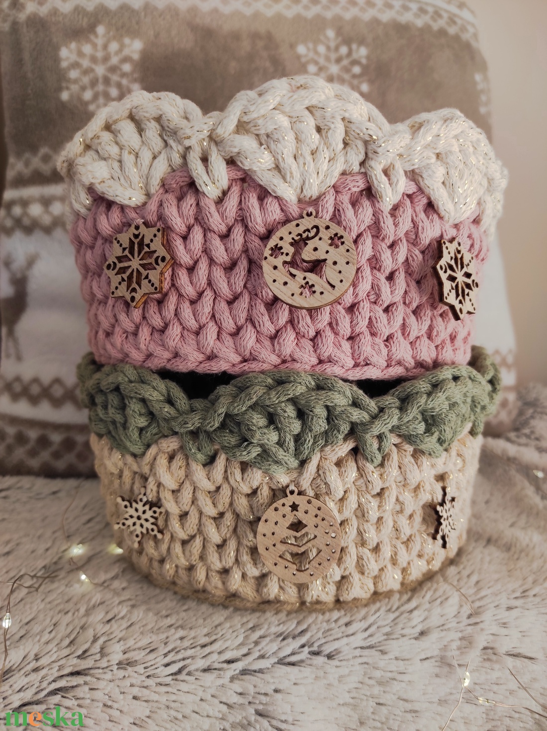 Karácsonyi horgolt kosár  - karácsony - karácsonyi lakásdekoráció - karácsonyi lakásdíszek - Meska.hu
