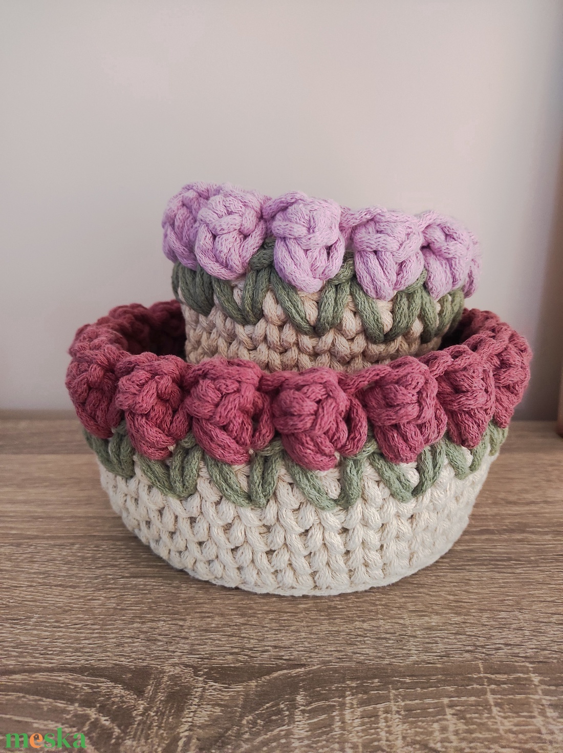 Tulipános horgolt tároló  - otthon & életmód - tárolás & rendszerezés - tárolókosár - Meska.hu