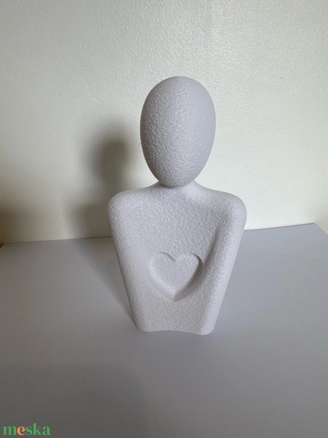 3D anya szobor szívvel - otthon & életmód - dekoráció - asztal és polc dekoráció - asztaldísz - Meska.hu