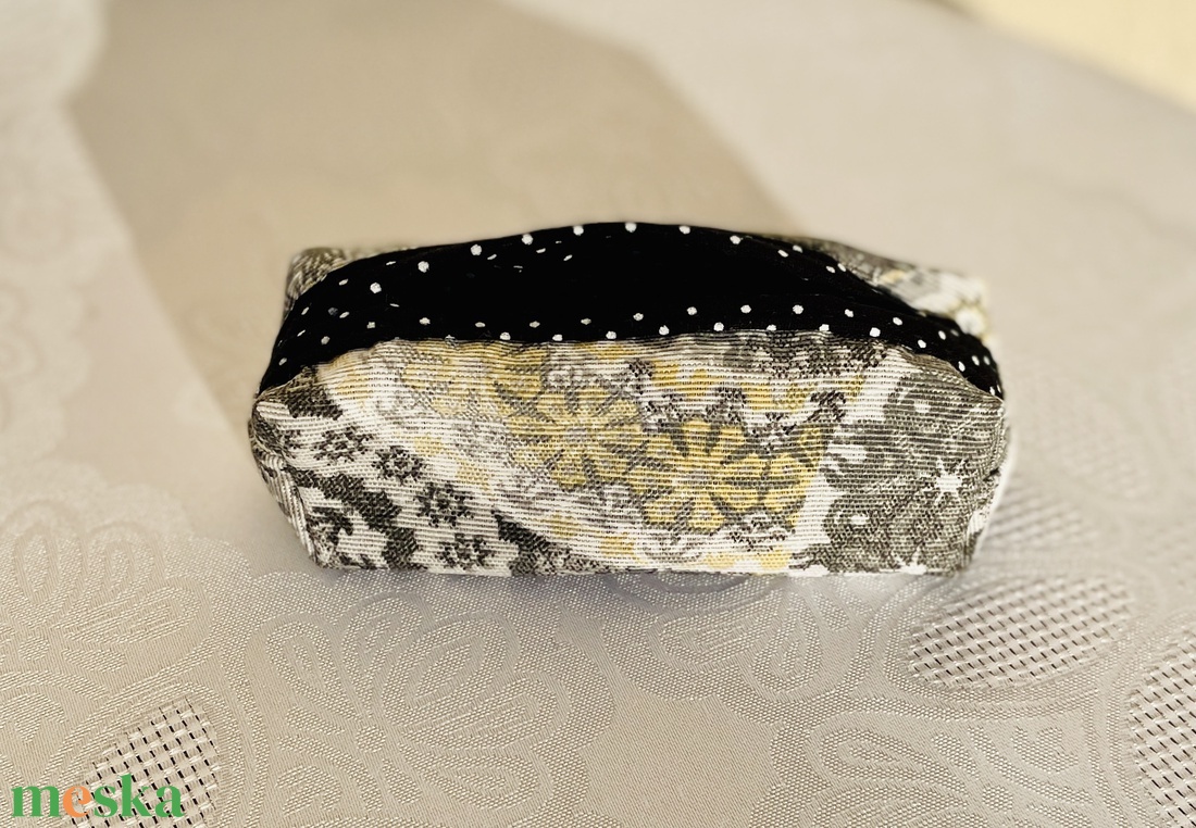 Vászon zsebkendőtartó - táska & tok - pénztárca & más tok - zsebkendőtartó tok - Meska.hu