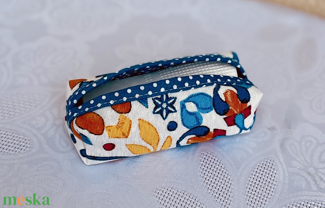 Vászon zsebkendőtartó - táska & tok - pénztárca & más tok - zsebkendőtartó tok - Meska.hu