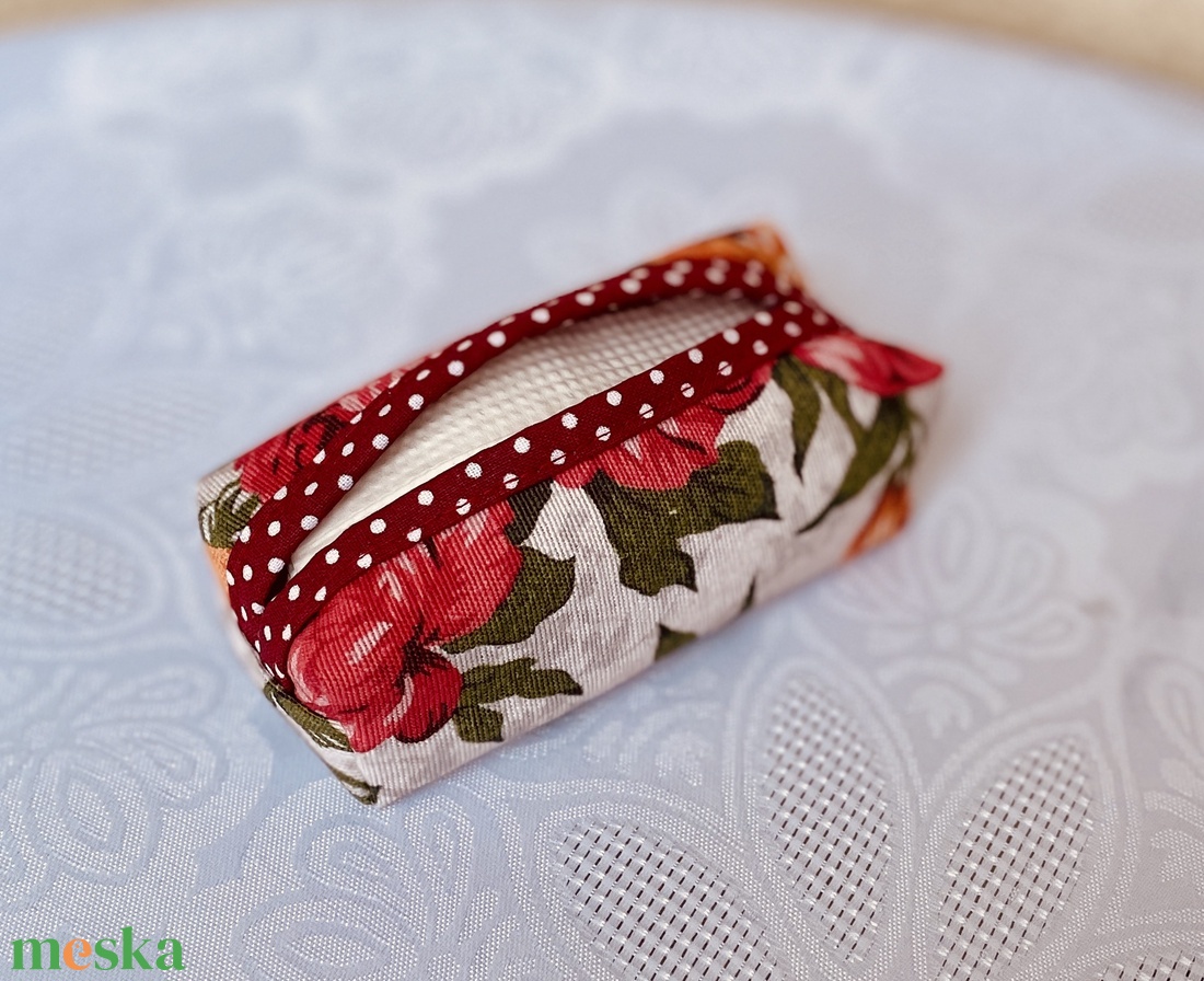 Vászon zsebkendőtartó - táska & tok - pénztárca & más tok - zsebkendőtartó tok - Meska.hu